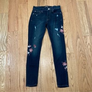 Express Mid Rise Embroidered Floral Distressed Jeans Jeggings Leggings Stretch